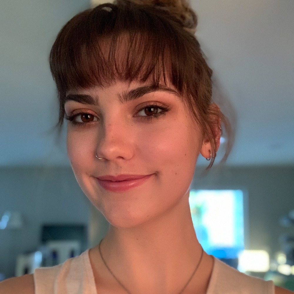 Meet your Posher, Aoife